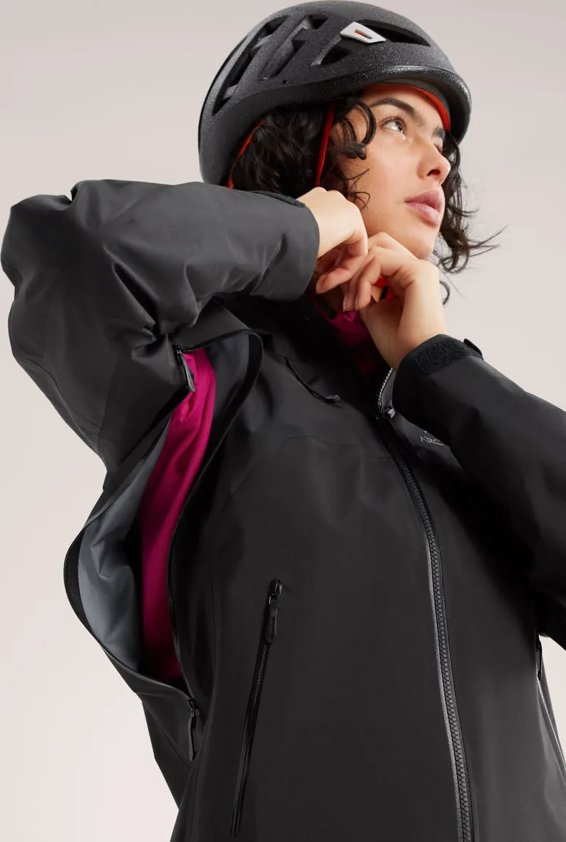 Arc'teryx Women's Beta Ar Jacket Stormhood Black