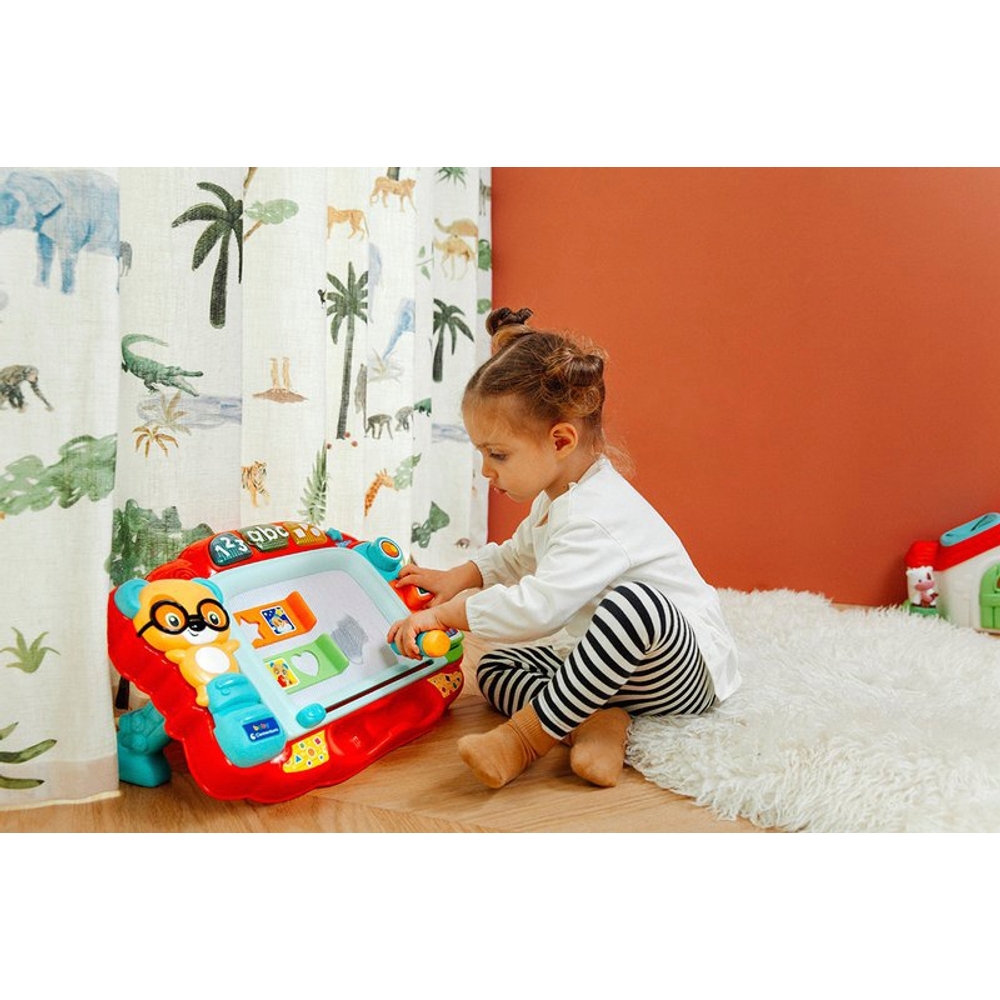 Interaktive Baby-Staffelei von Baby Clementoni