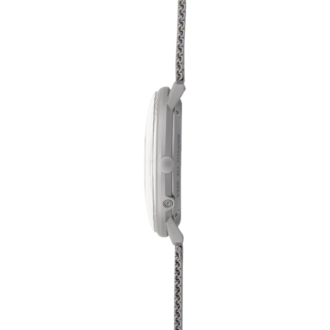 Junghans max bill Mega Solar Saphir