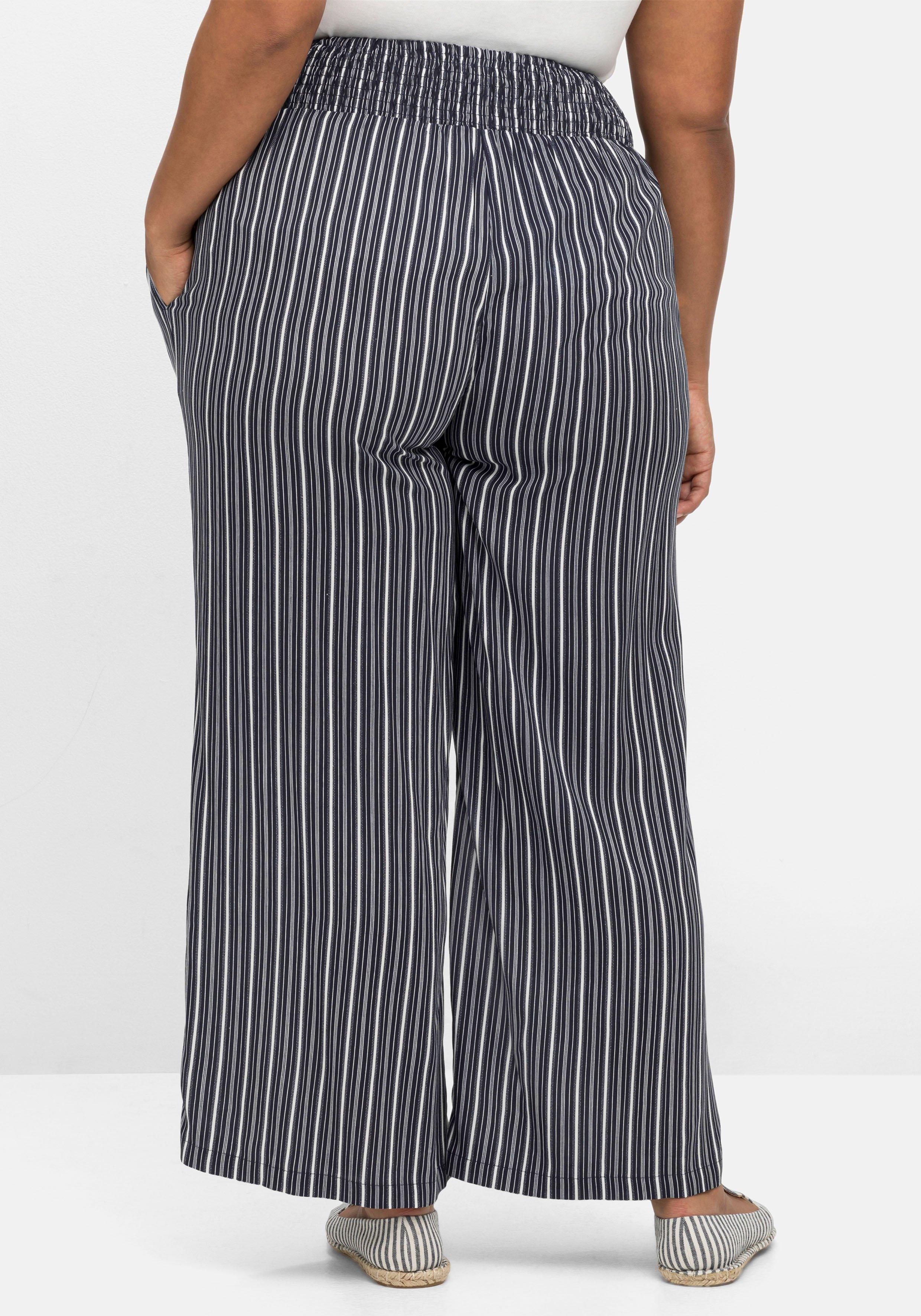 Gestreifte Hose mit weitem Bein und Smokbund
