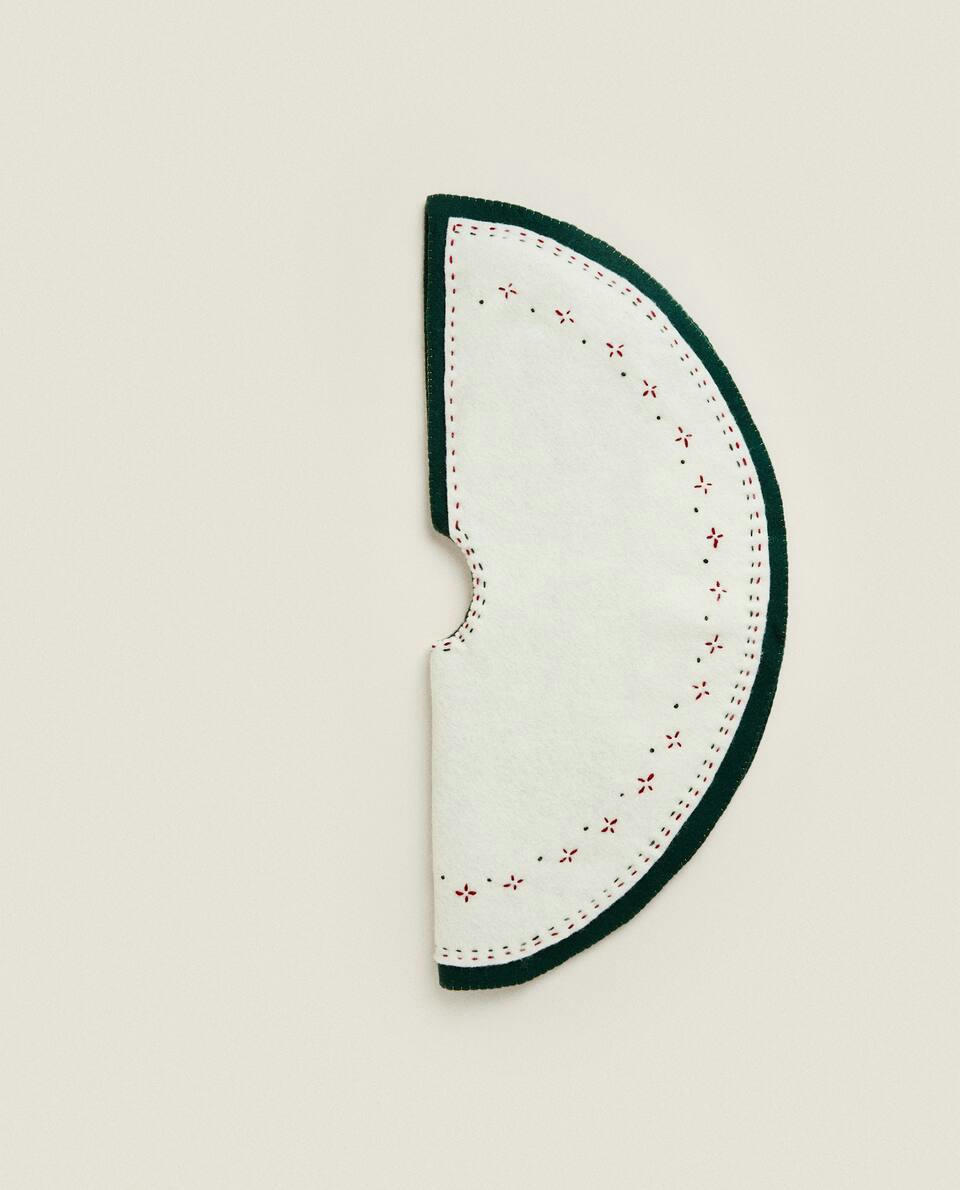 SUPORTE DE FELTRO PARA ÁRVORE DE NATAL - DECORAÇÃO DE NATAL