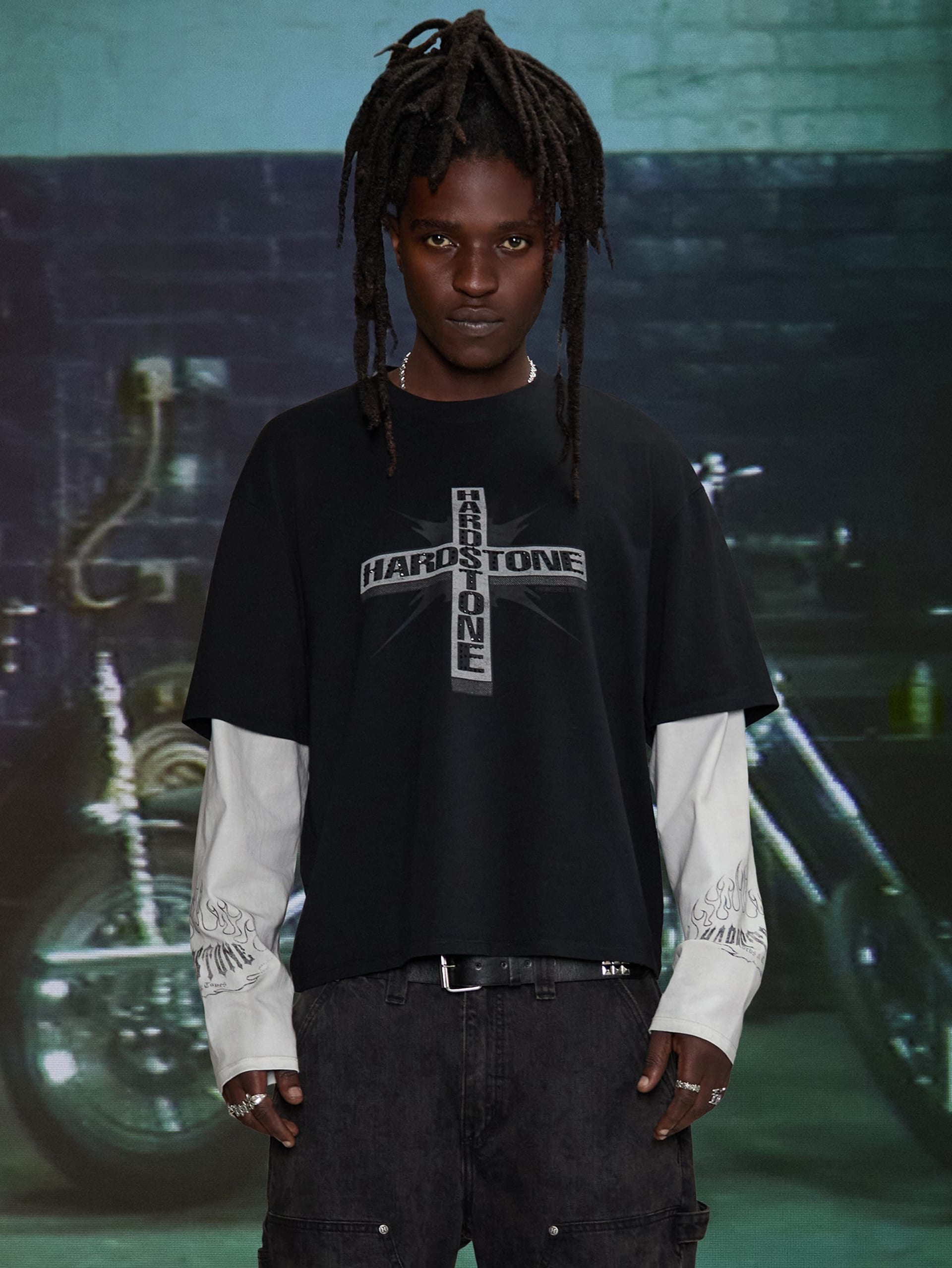 Camiseta de manga comprida em camadas HARDSTONE
