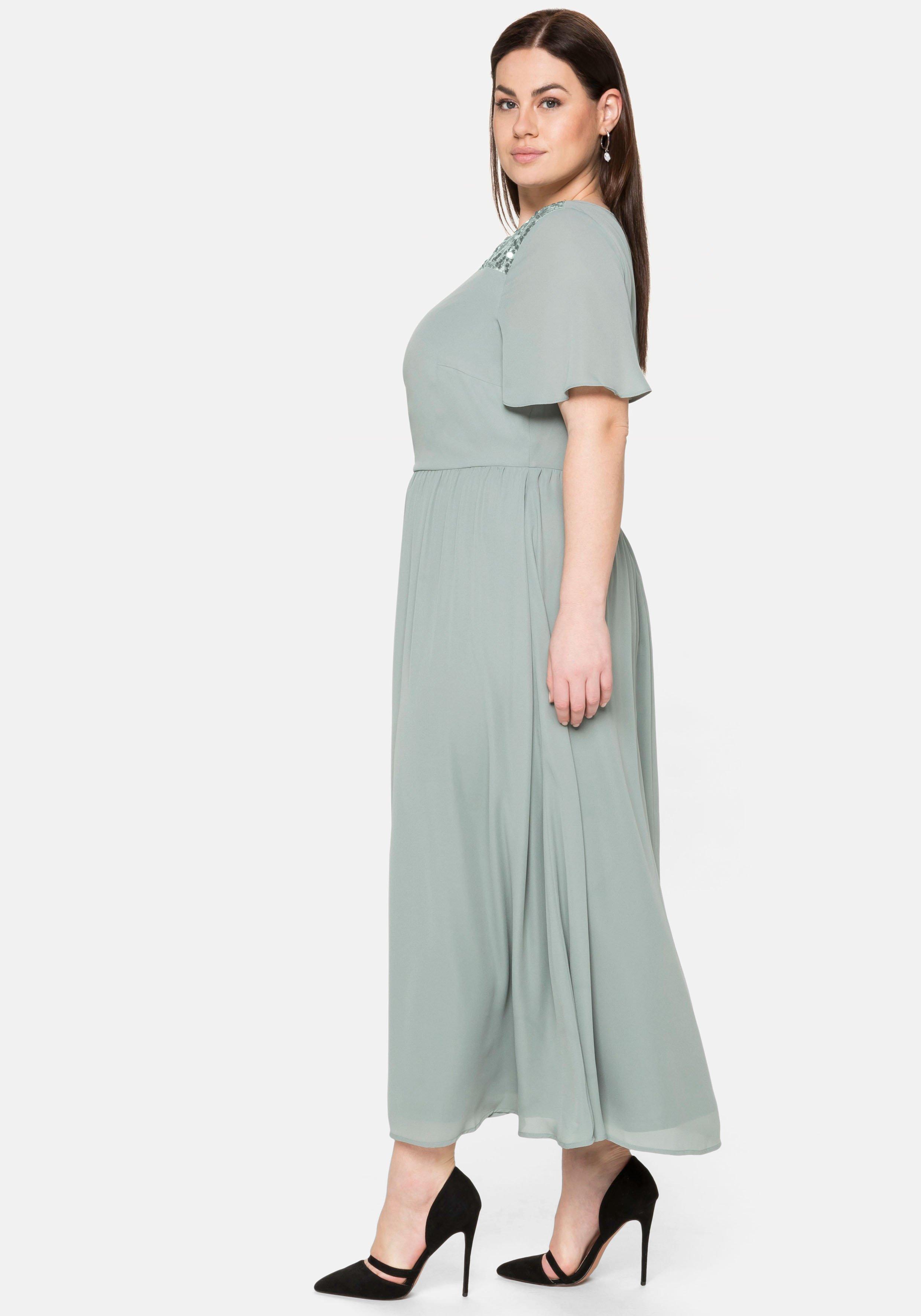 Abendkleid aus Chiffon, mit Pailletten-Einsatz