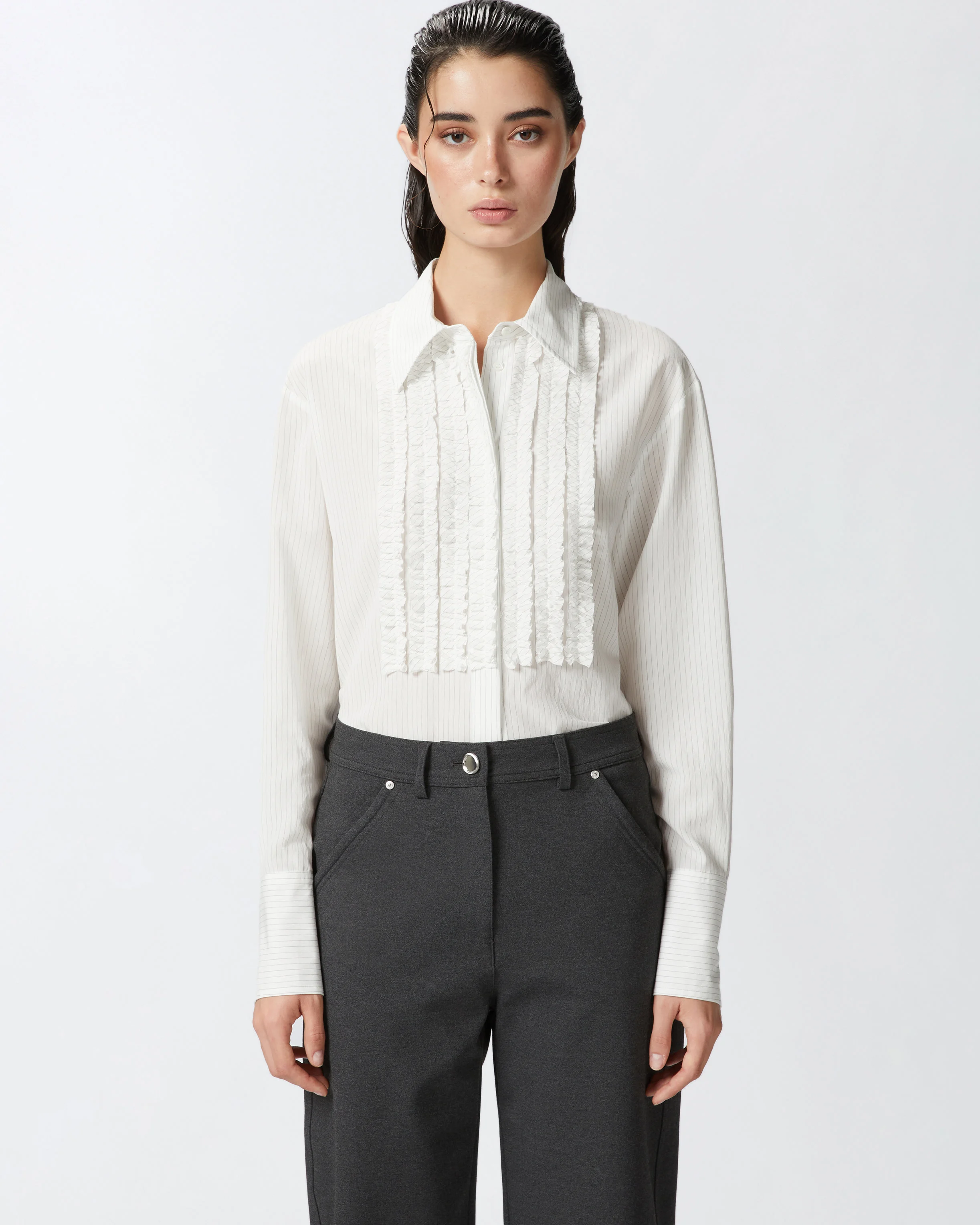 Chemise à rayures fines avec volants sur le devant | Rayé