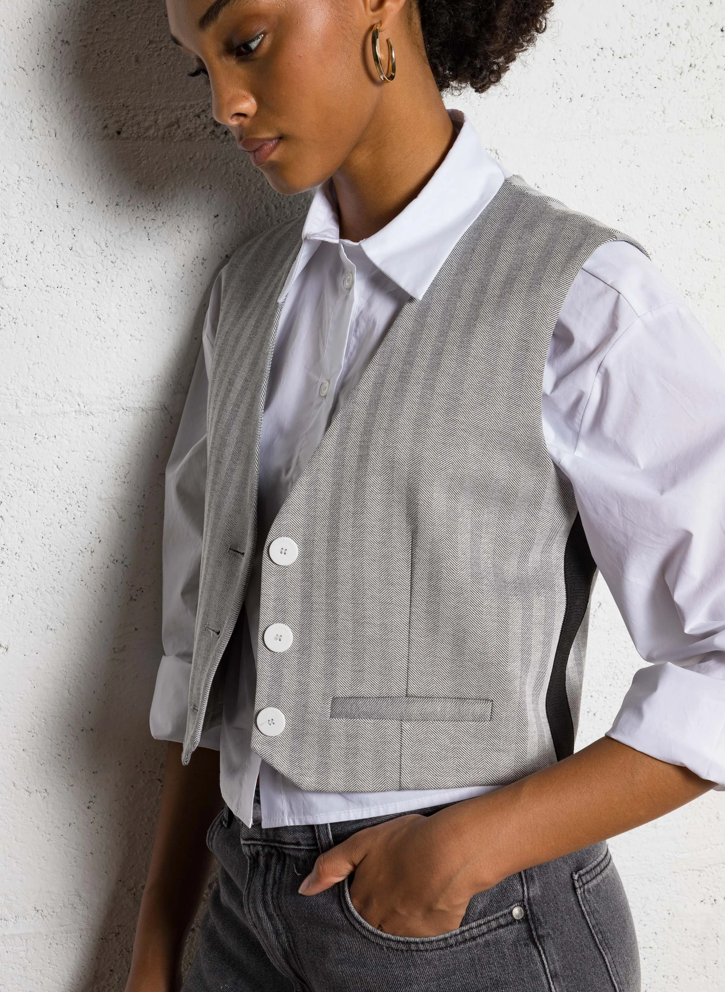 Gilet sans manches col V droit| Blanc