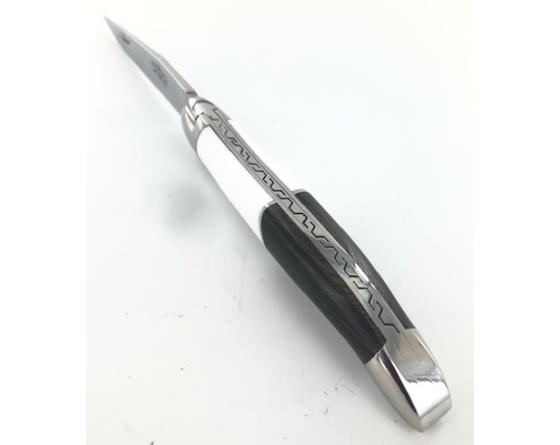 Couteau Laguiole Airbus Manche en Fibre de Carbone - Acrylique Blanc Couteau de Poche Forge de Laguiole