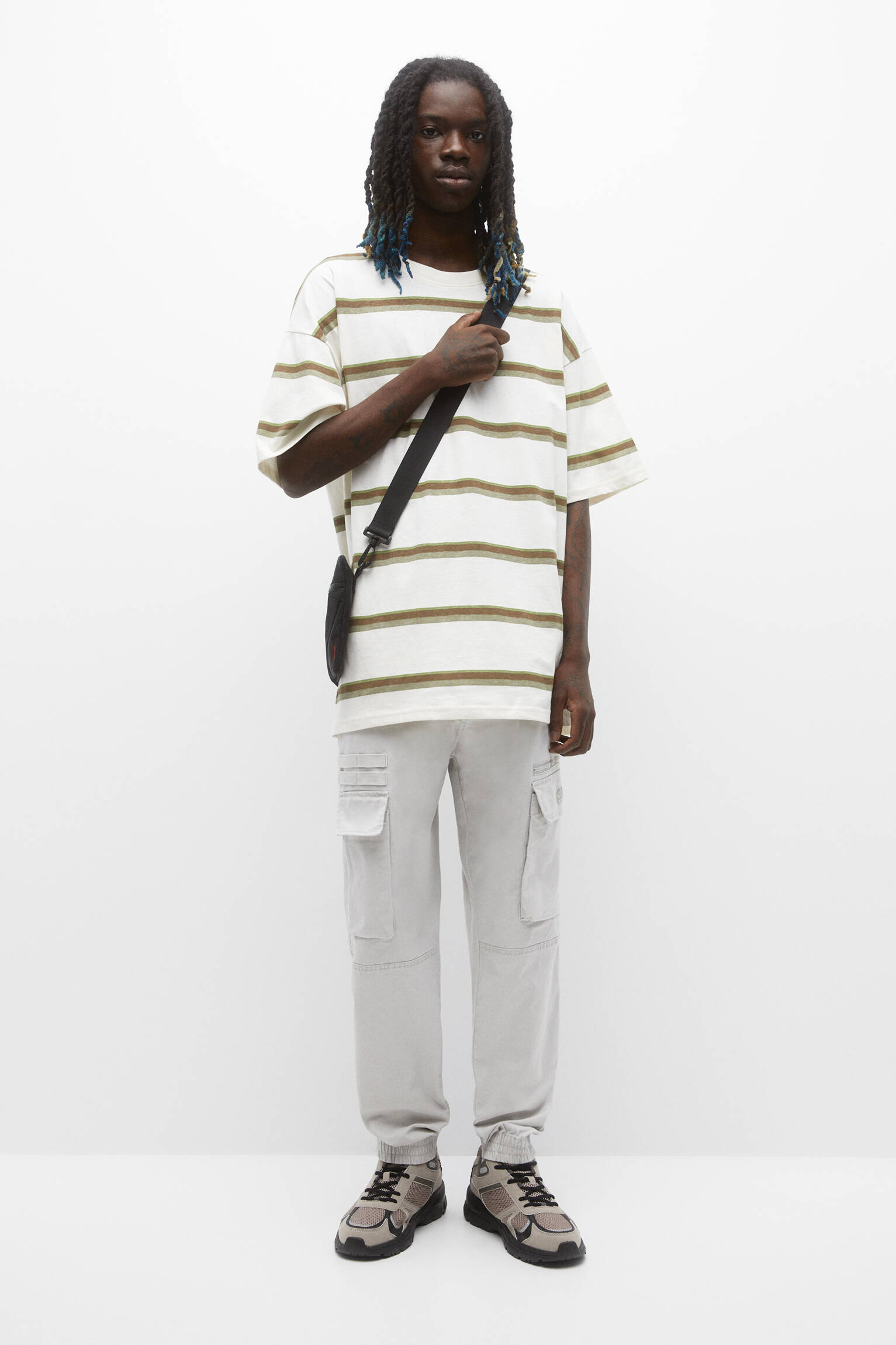 Calça cargo jogger - cinza claro
