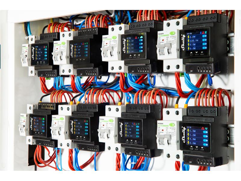 Shelly Pro 4PM LAN und WiFi-DIN-Rail Switch LAN und WLAN 4 Kanäle 16 A Schaltaktor, Bluetooth