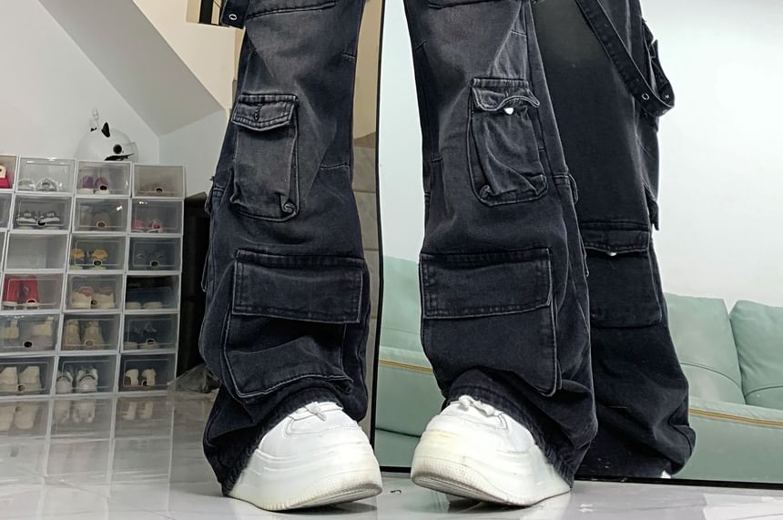 RONIN - Low Rise Washed Wide Leg Cargo Jeans