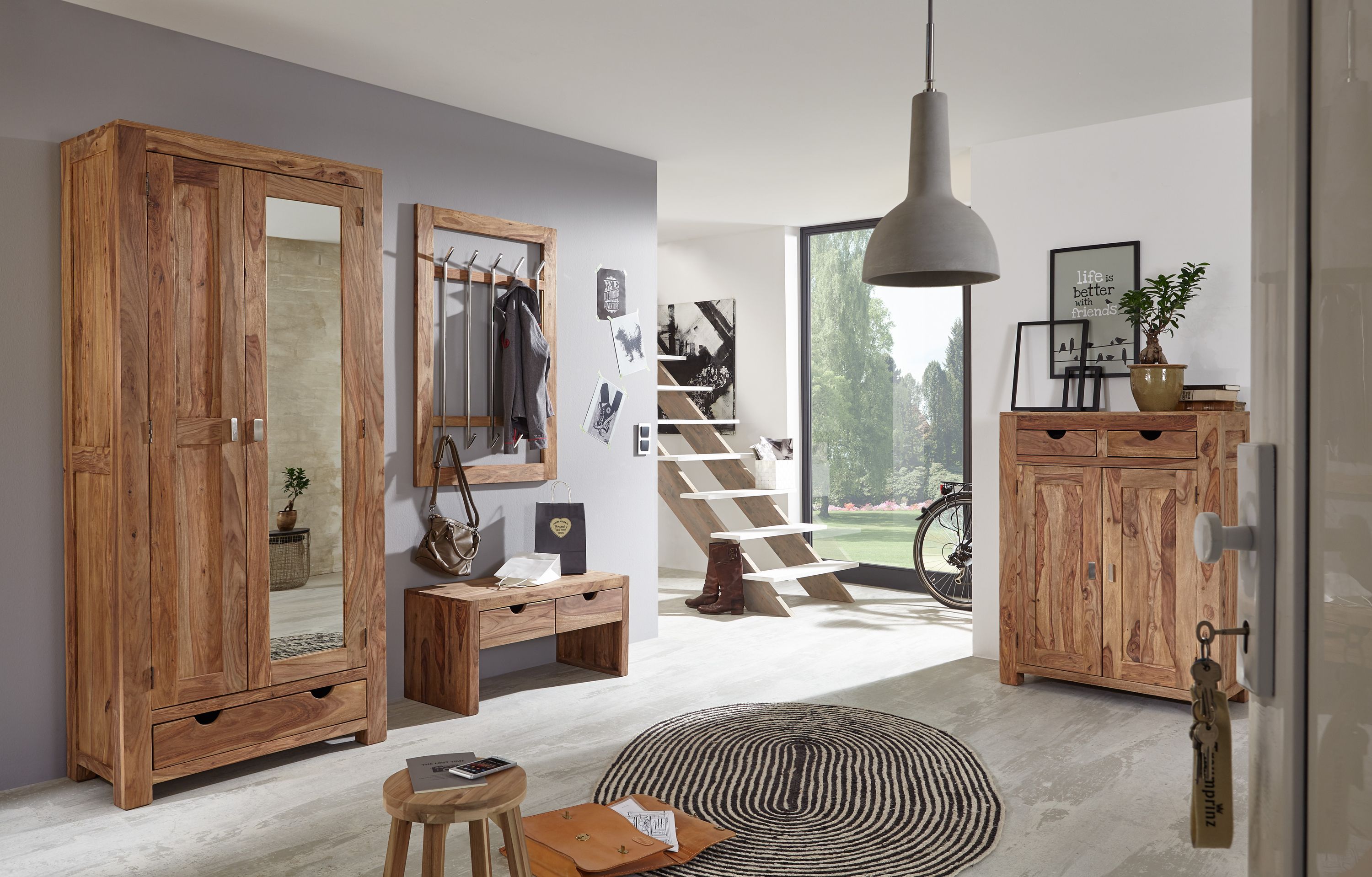 Garderobe YOGA