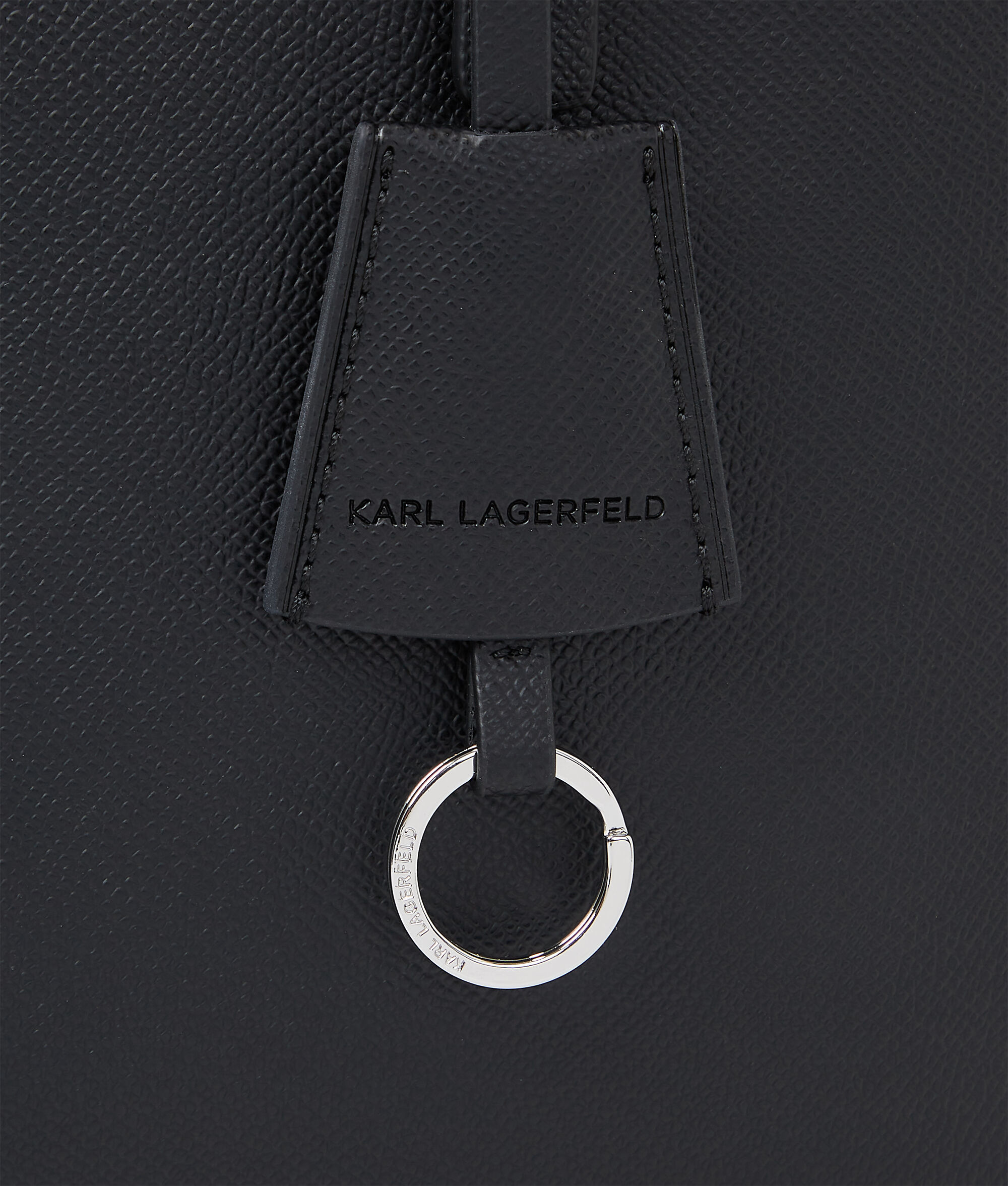 SAC À MAIN DE TAILLE MOYENNE RUE ST-GUILLAUME