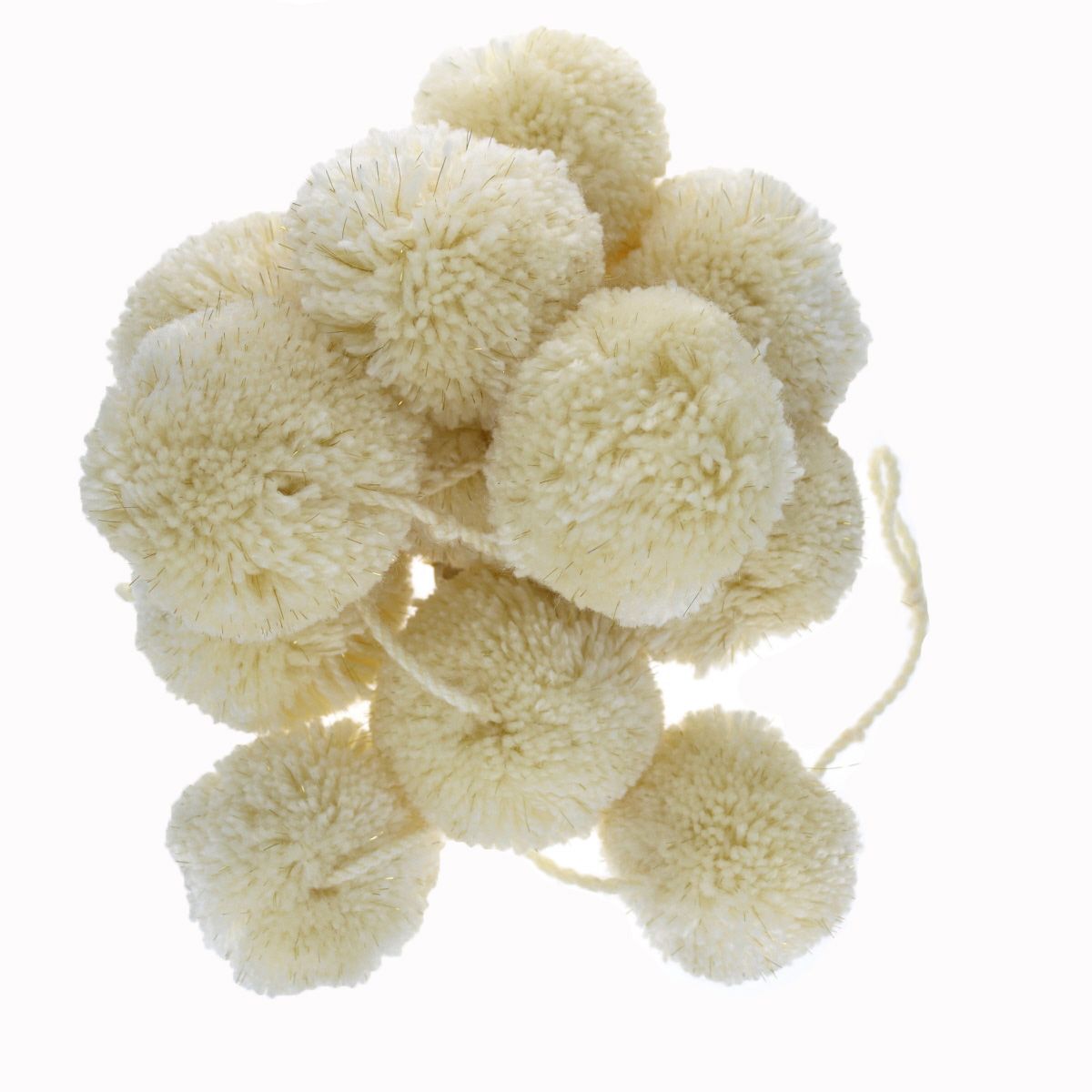 Guirlande Pompons ecrue .