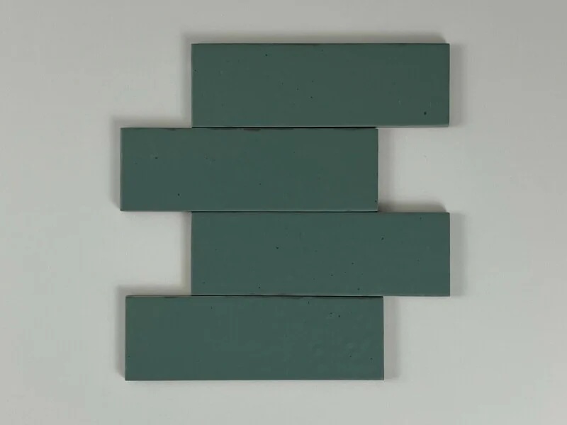 Tegelsample: Jabo Kalma vloertegel blauw 6x18.6 mat