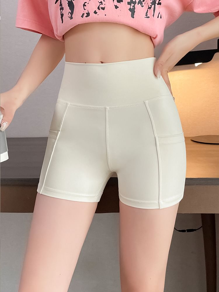 JVL - Yogashort met effen zak