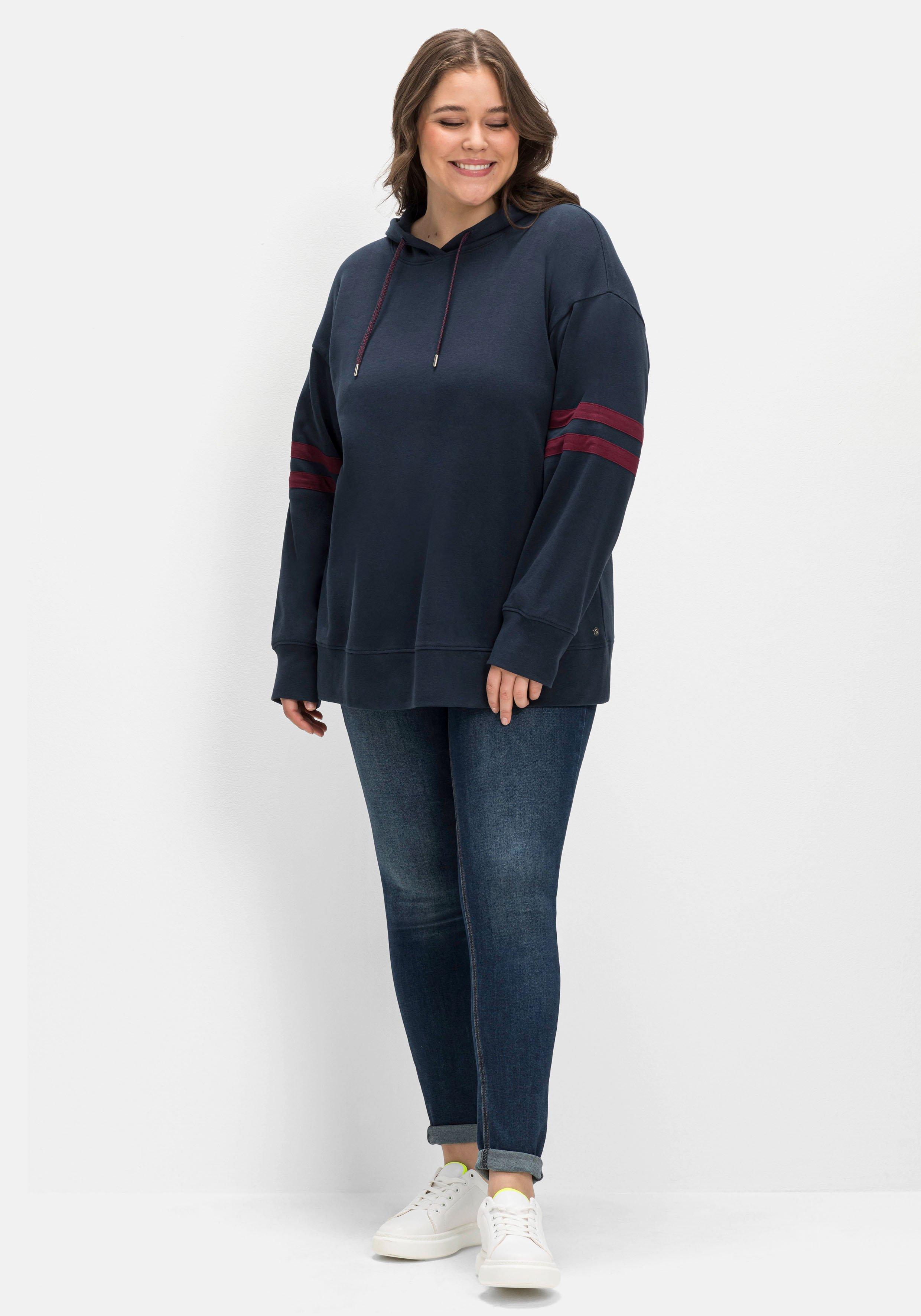 Kapuzensweatshirt mit Zierstreifen am Ärmel