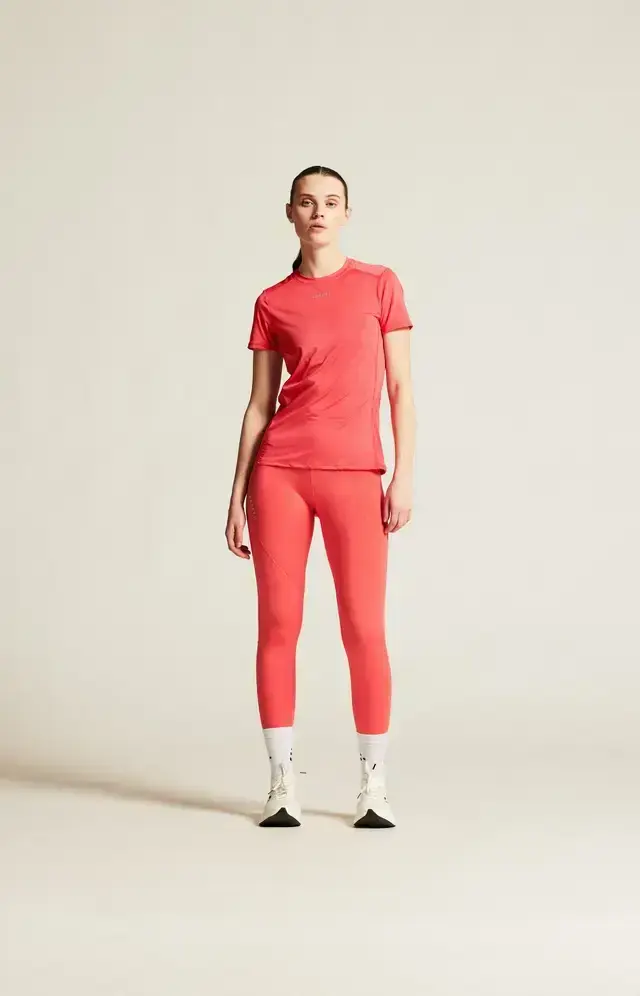 Craft ADV Essence 3 Hardloopshirt Korte Mouwen Cheer Dames