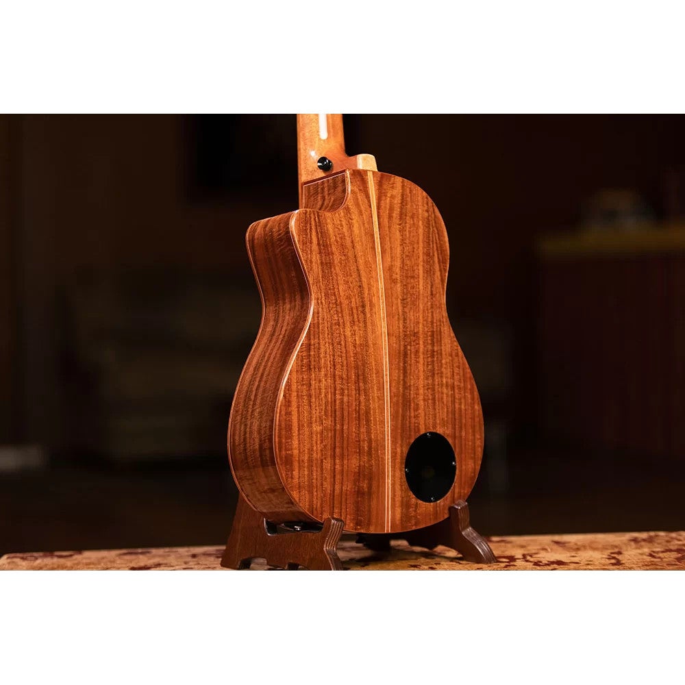 Ortega CAIMAN-BS-GB Lizard Series Short Scale Uke Bass Natural elektrisch-akoestische bas ukelele met gigbag
