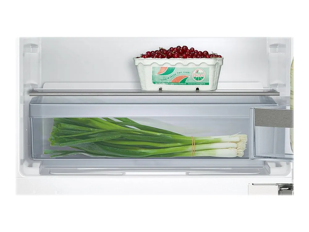 Siemens iQ500 KU15LADF0 - Køleskab med fryseenhed - til indbygning - niche - bredde: 60 cm - dybde: 55 cm - højde: 82 cm - 123 liter - Klasse F - Fladhængsel