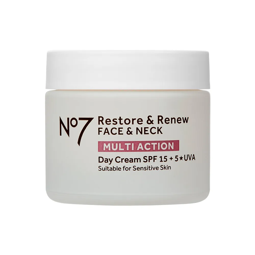 No7 Restore & Renew Multi Action Day Cream SPF15 - 50 ml.