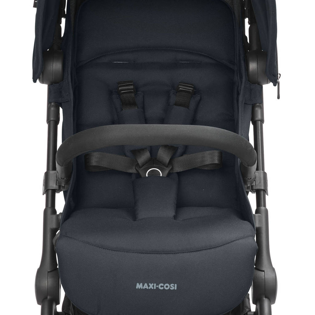 Lara 2 travel friendly buggyLara2 buggy Essential Graphite