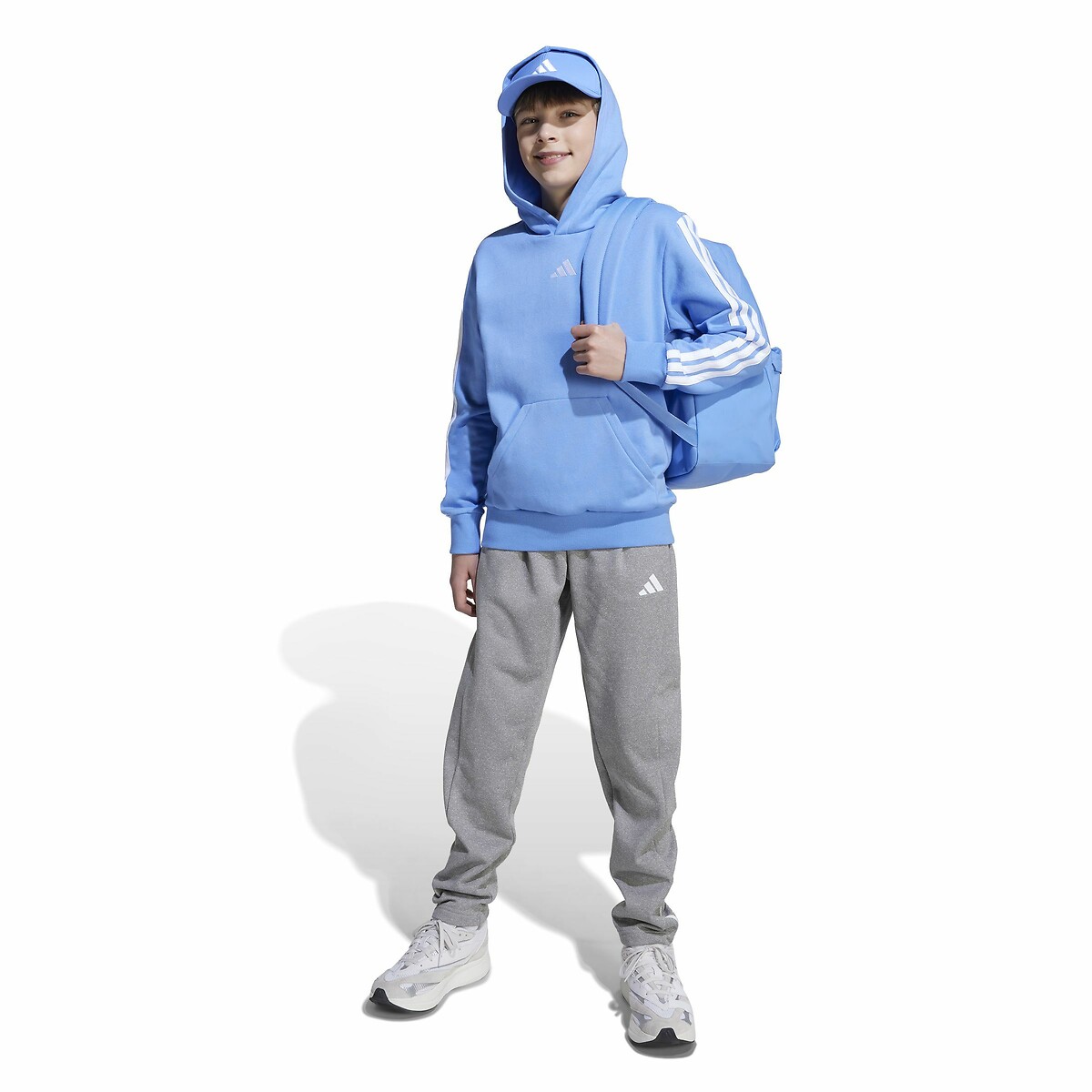 ROUPAS ESPORTIVAS ADIDAS<br>Moletom fechado em fleece escovado