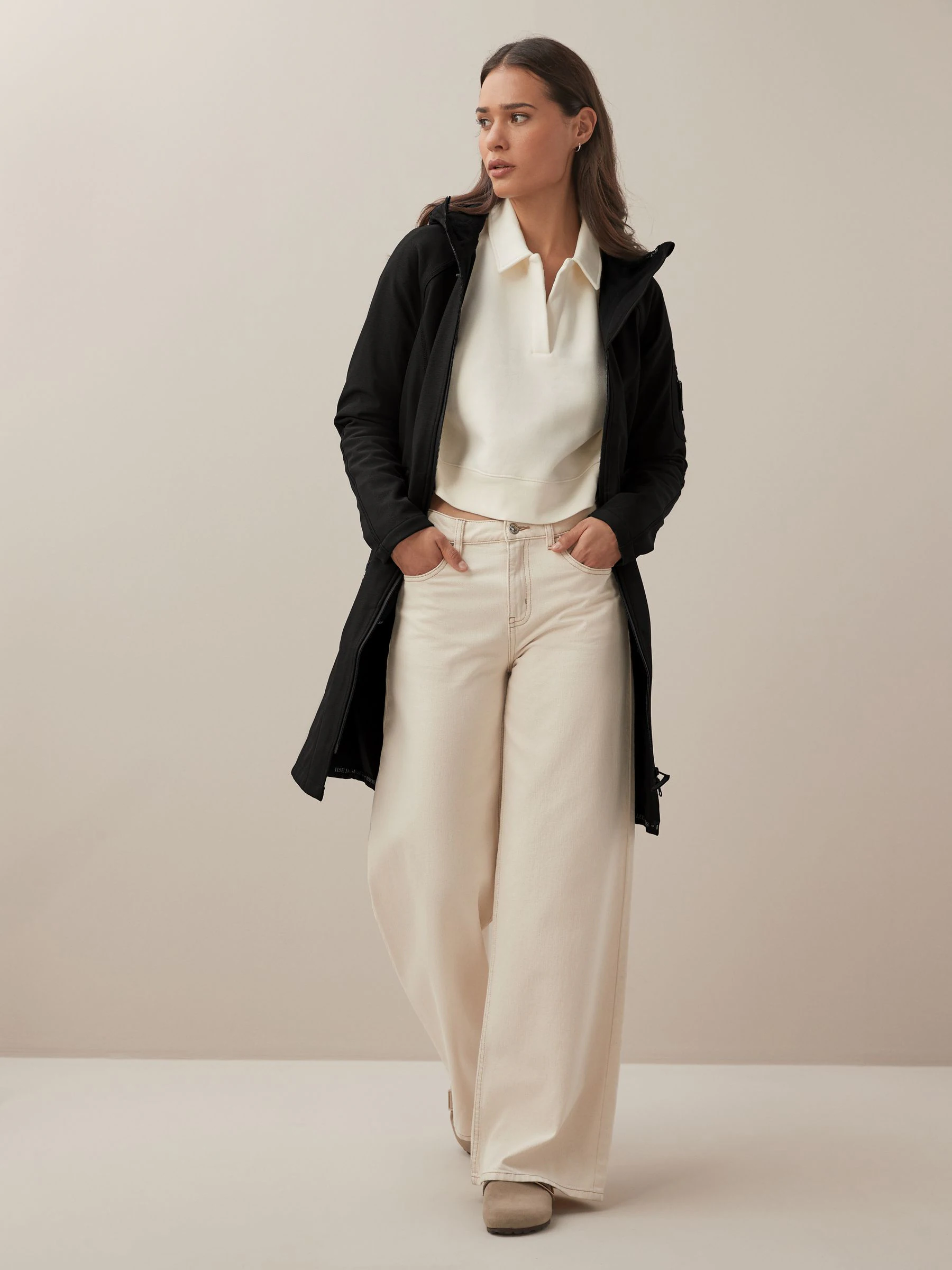 Zwart - Ilse Jacobsen waterdichte slim fit lange softshell regenjas