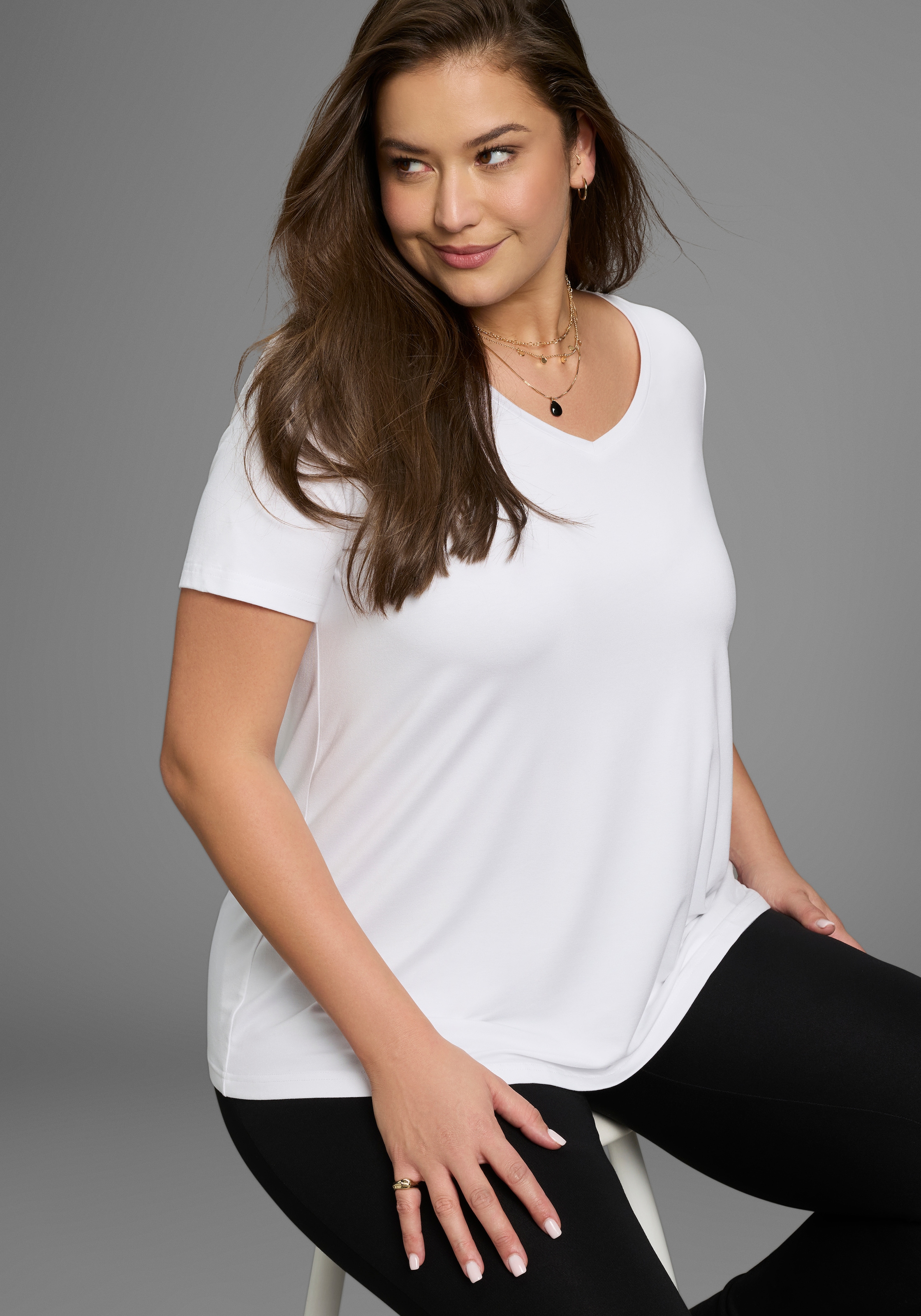 Laura Scott CURVE T-Shirt , mit V-Ausschnitt aus fliessender Viskose - GROSSE GRÖSSE
