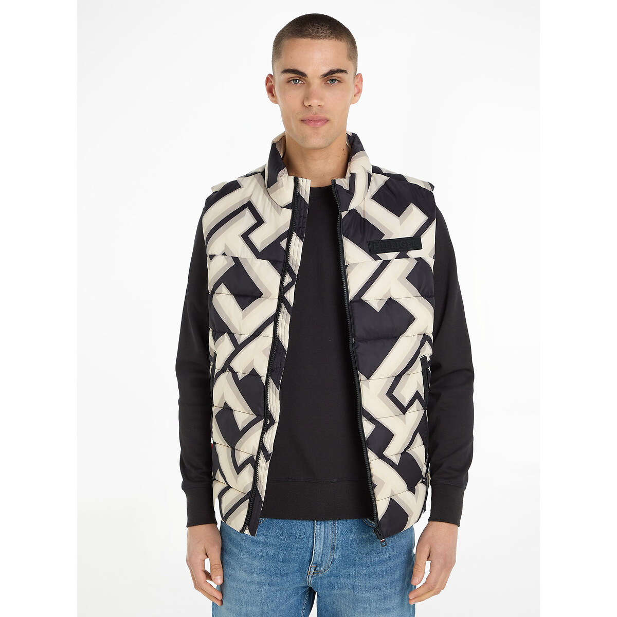 TOMMY HILFIGER<br>Colete estampado com monograma de Nova York