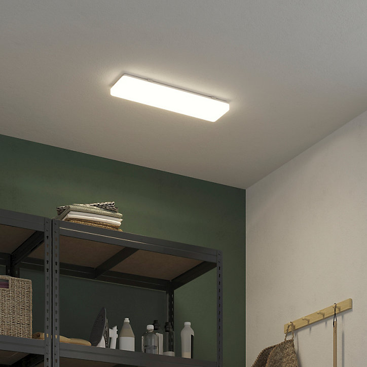 Réglette lumineuse Serrao LED intégrée blanc neutre IP44 3000lm 48W L.60xl.16xH.5cm blanc GoodHome