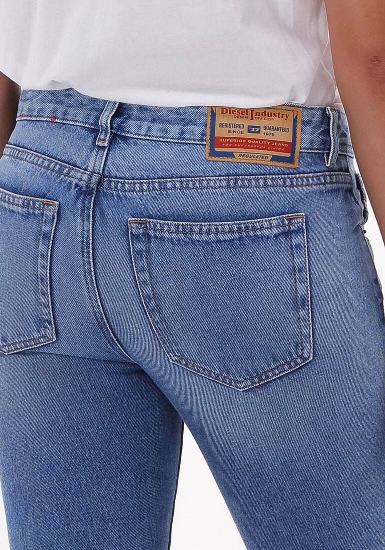 DIESEL blauwe diesel bootcut jeans 1969 d-ebbey