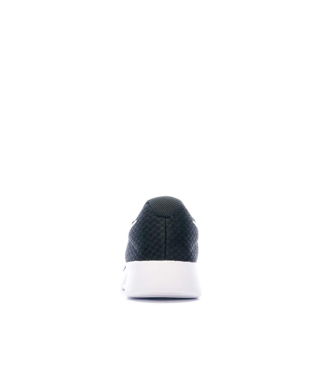 Baskets Noir Femme Nike Tanjun