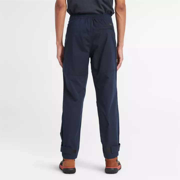 Calças impermeáveis masculinas na cor azul marinho