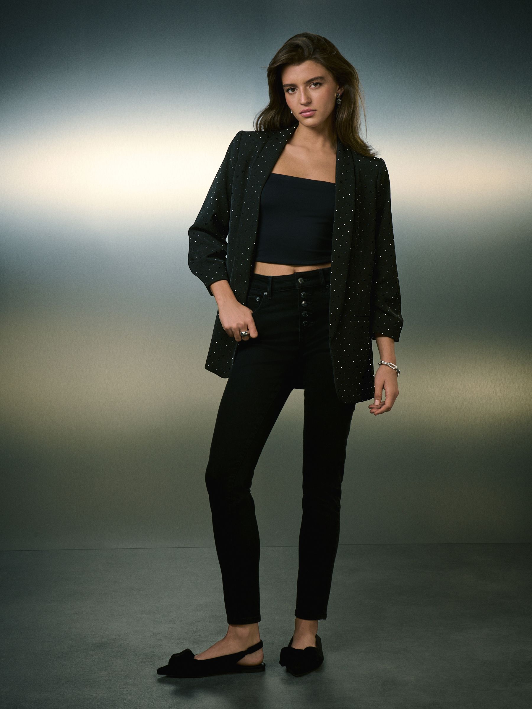 Zwart - Versierde gelegenheidsblazer met ruches aan de mouwen en studs