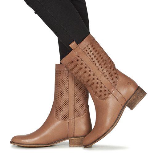 Betty London - ORYPE - Cognac