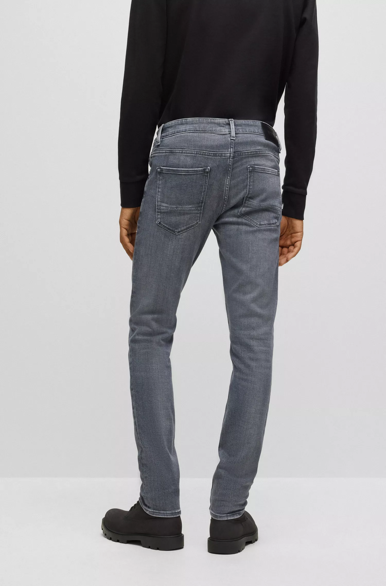 Calça jeans BOSS preta, extra slim fit, em denim cinza com toque de cashmere.