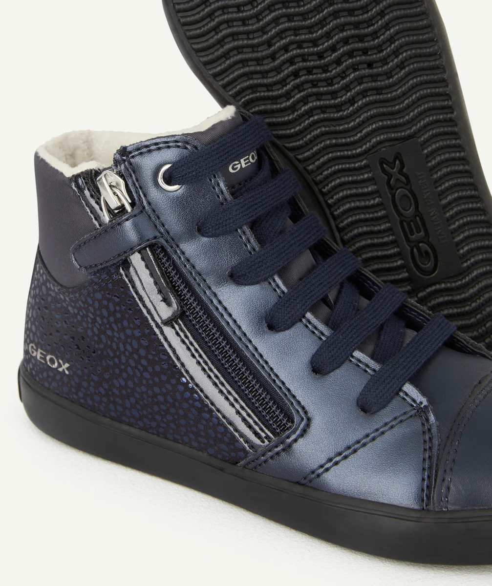 GEOXBASKETS MONTANTES BLEU MARINE À POIS ET LACETS FILLE