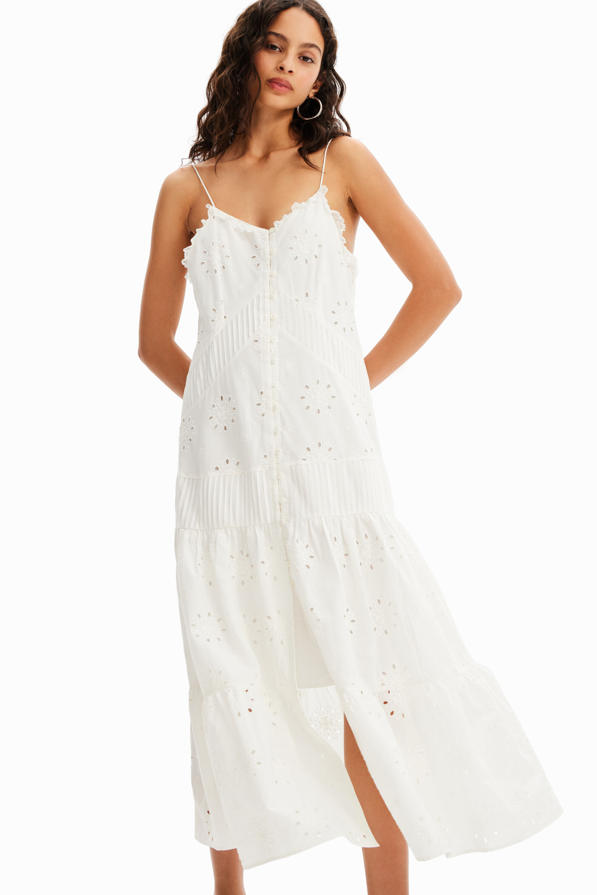 Robe midi broderie suisse