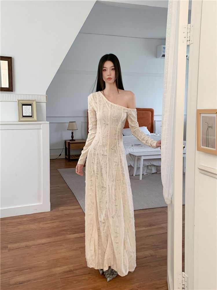 haruokiea - Lange mouw off-shoulder effen A-lijn maxi-jurk met distressed effect