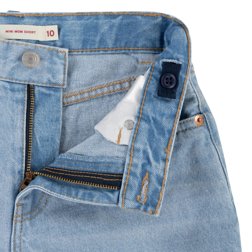 Levi's mom denim short dewy morning