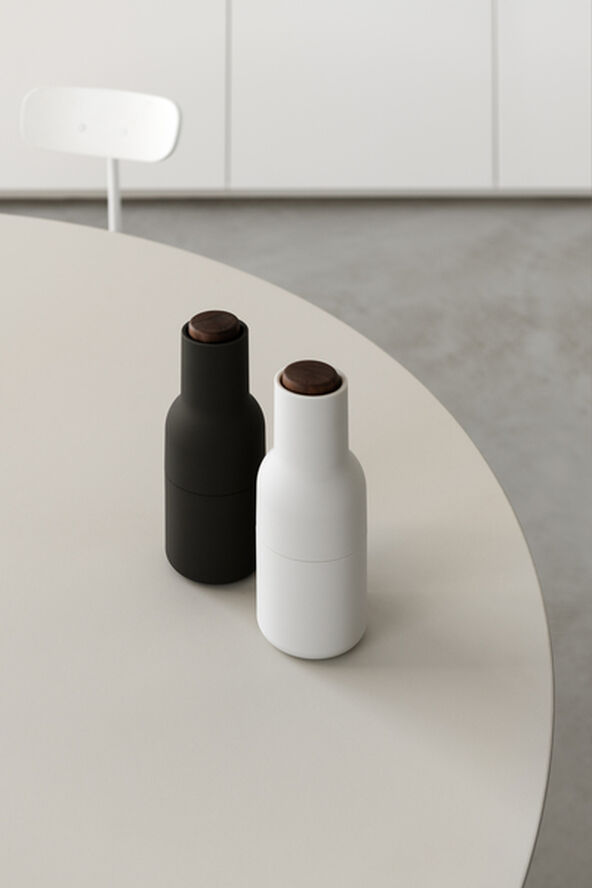 Audo Copenhagen Bottle Grinder, Ash/Carbon, Walnut, Hvid & sort