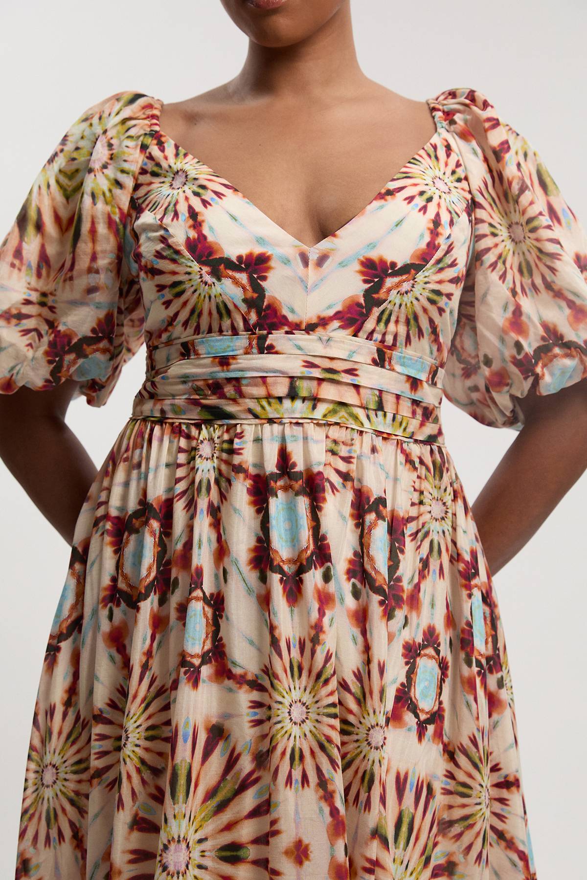 KarenMillen Robe Maxi Tissée Grande Taille À Manches Bouffantes En Soie-coton Imprimé Carreaux