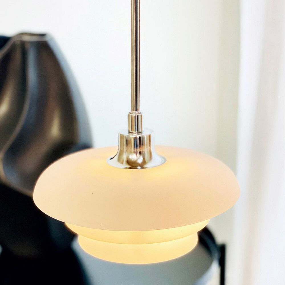 TAKLAMPE DYBERG LARSEN AVA 20CM OPAL/KROM