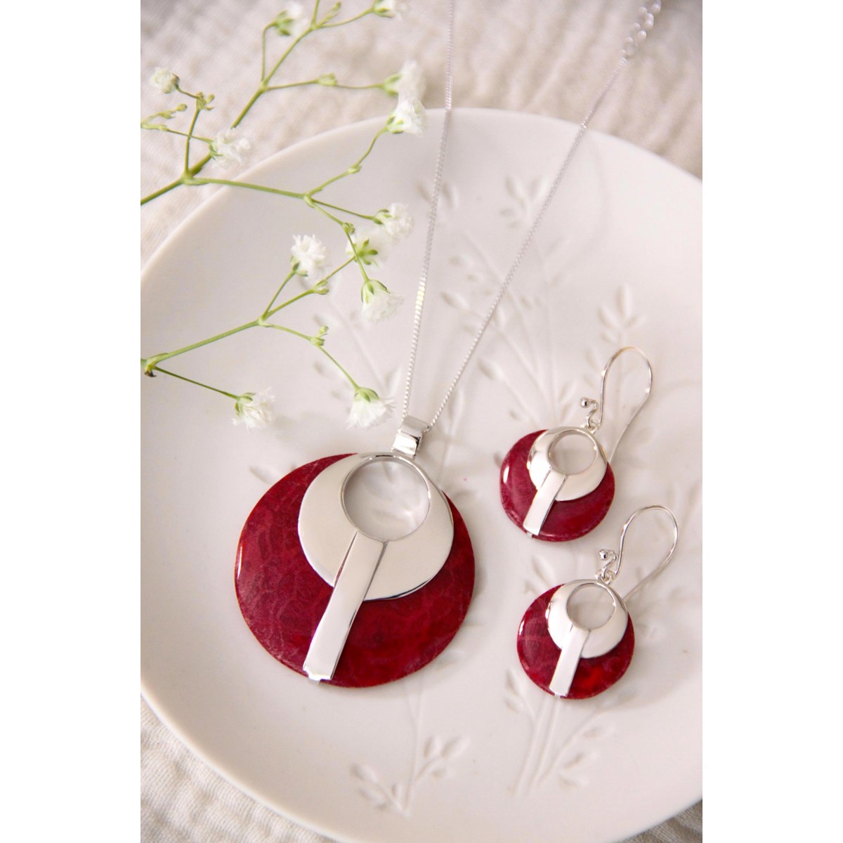 Pendentif Élégant en Corail & Argent - Bijou Raffiné & Tendance | Aden