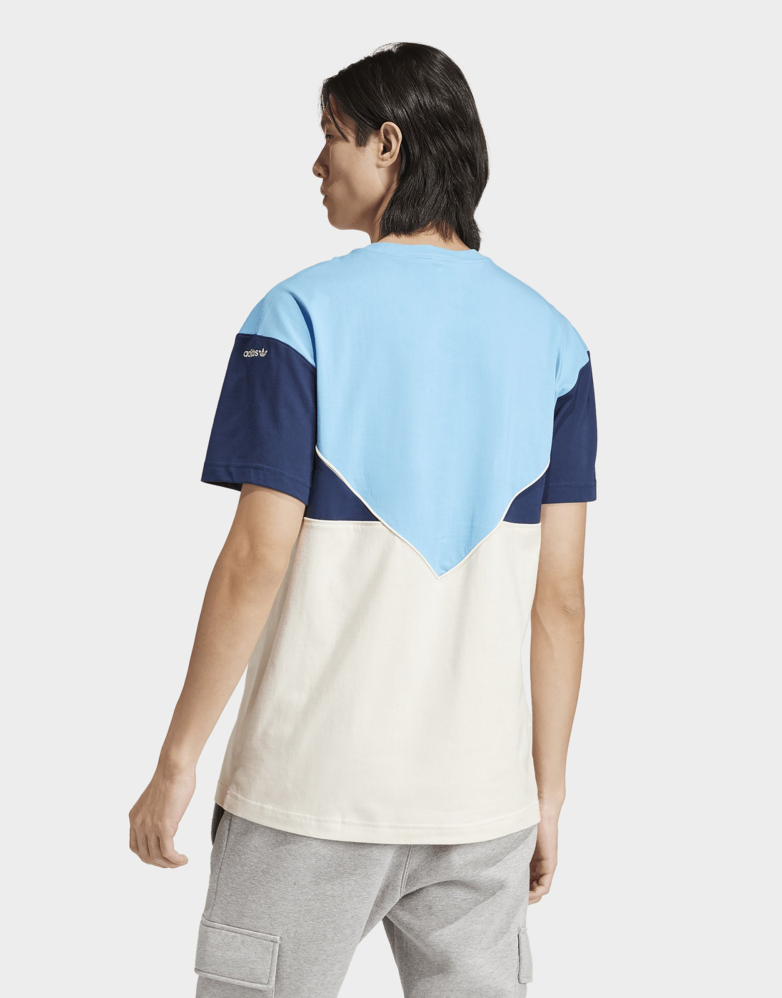 adidas T-shirt Adicolor Seasonal Archive