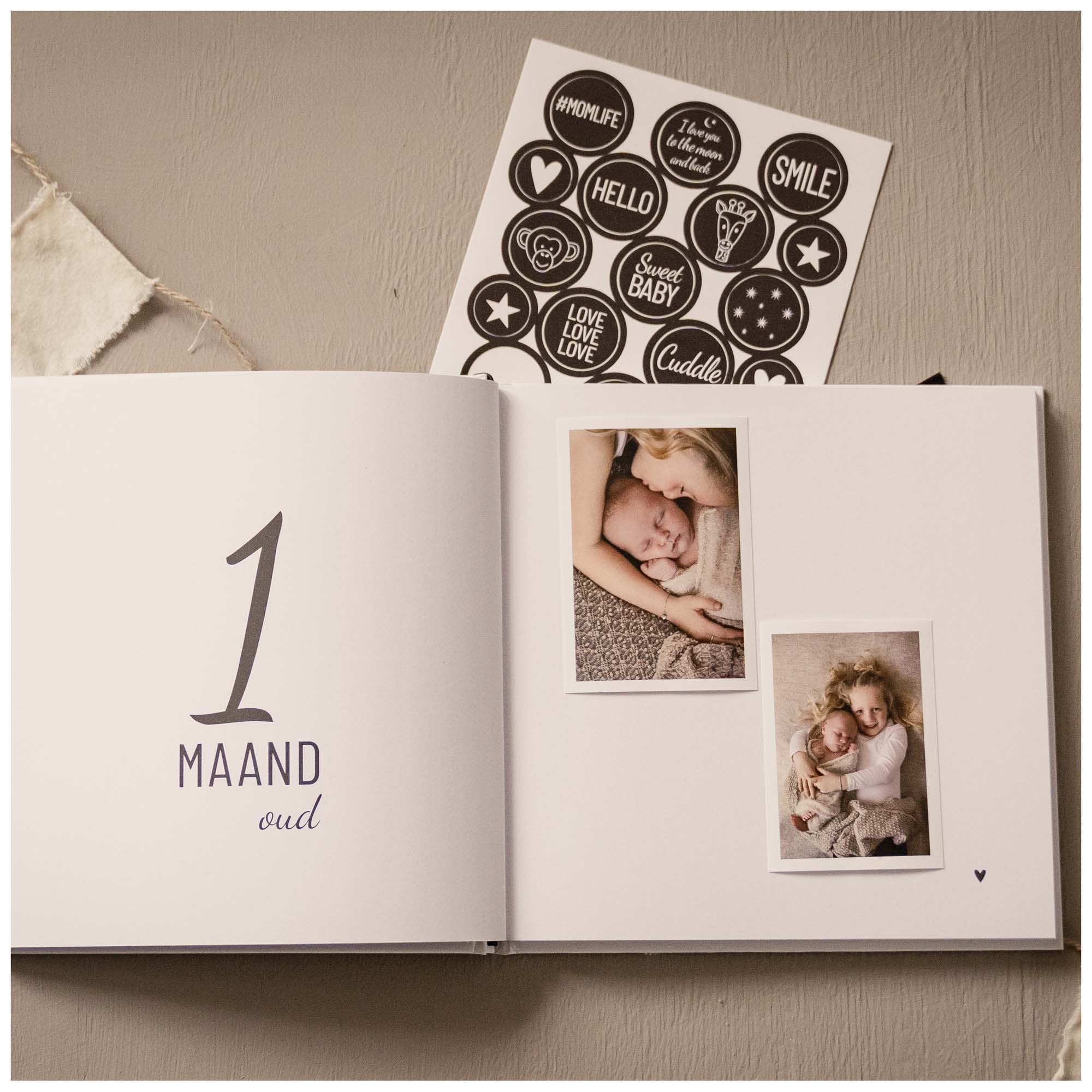 Babyboek - Mijn eerste jaar  - boeken voor ouders - Prénatal