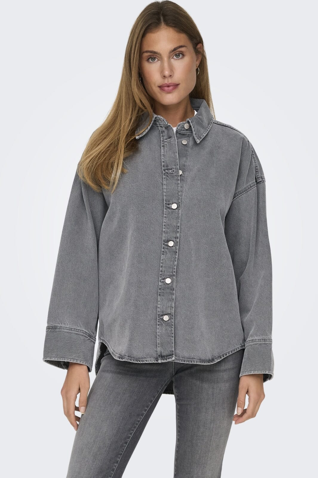 Only Onlsophie L/S Oversized Jkt Sik 4669953 medium grey denim