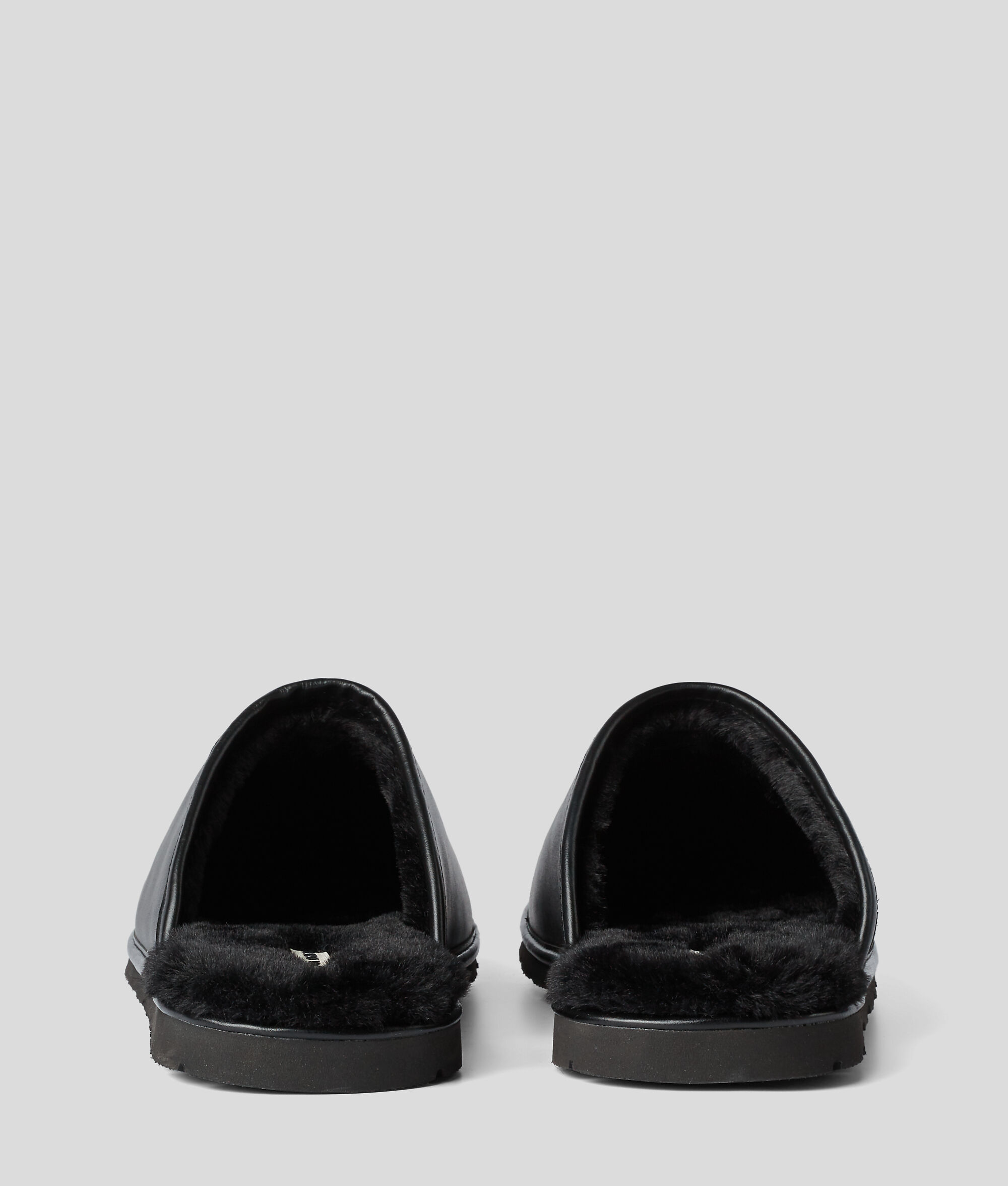 Chaussons Maison Karl Salon