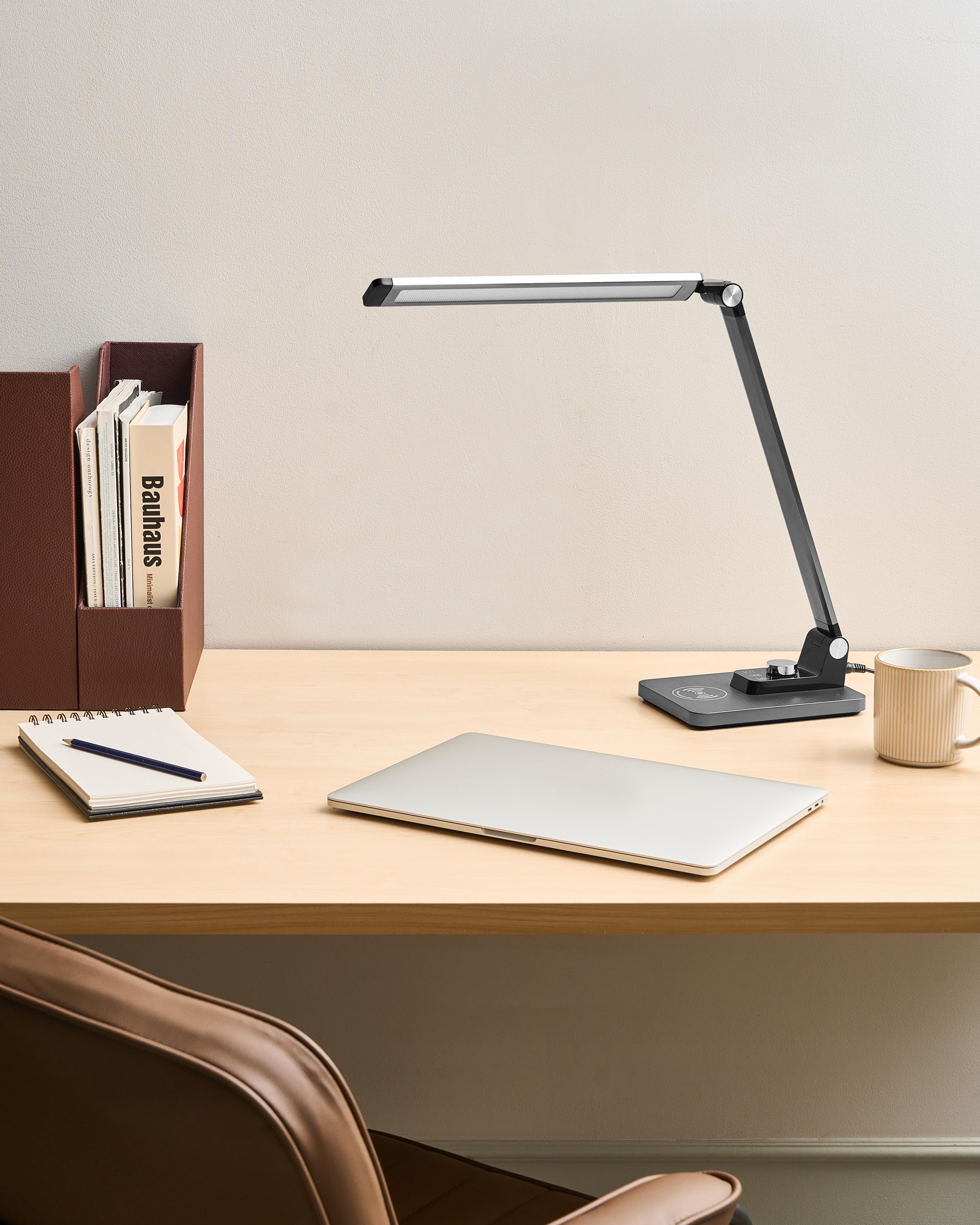 LED bureaulamp ENIF met draadloze oplader Zwart