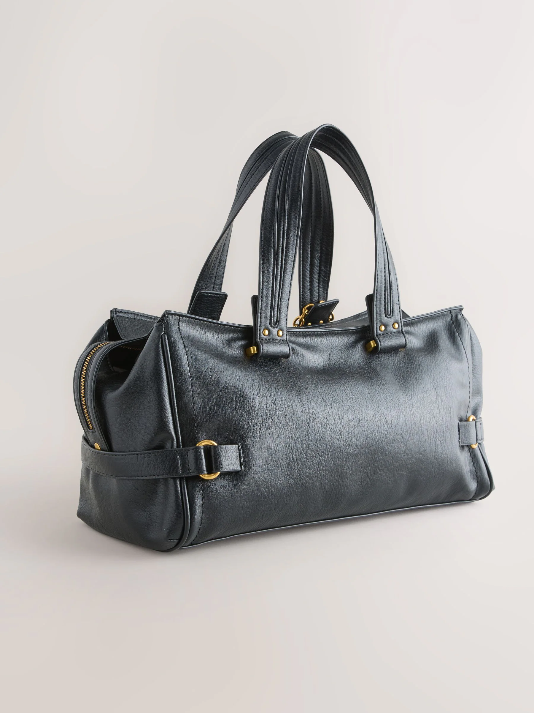 Zwart - Charm Buckle Hand Held Bag