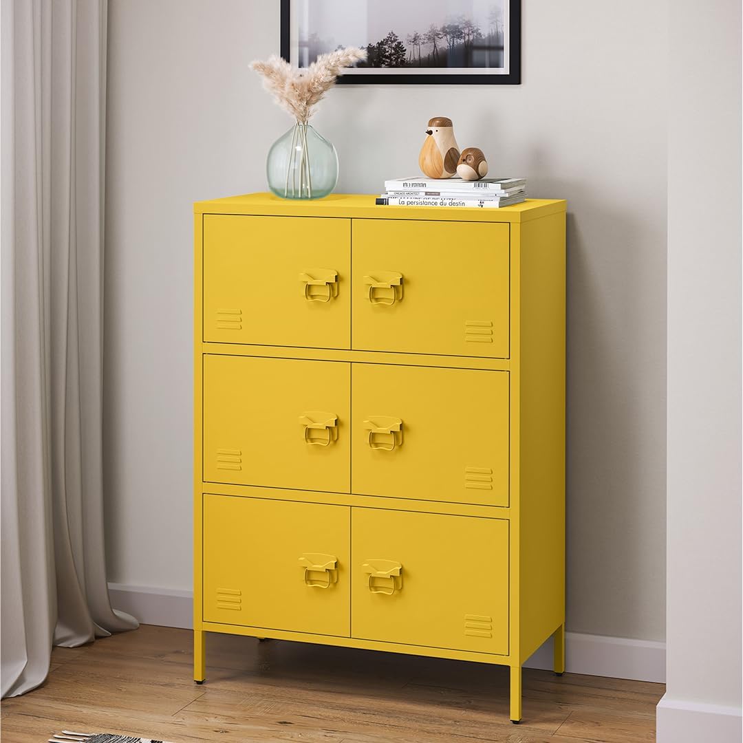 skølm Zandor Metall Kommode – Sideboard mit 2 Fächern & 4 Türen – Metallschrank in Senfgelb – Kleiner Mehrzweckschrank 80 cm breit – höhenverstellbare Füße – Aufbewahrungsschrank –